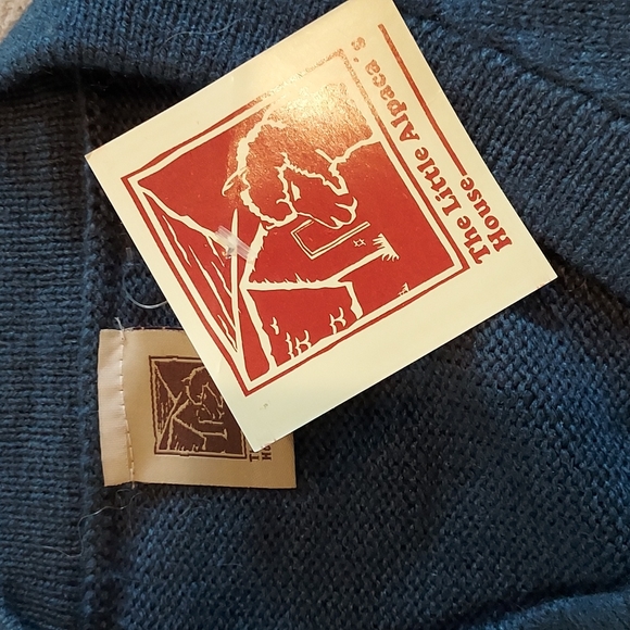 The Little Alpaca's House V Neck Navy Sweater, Size S/M - Picture 2 of 10